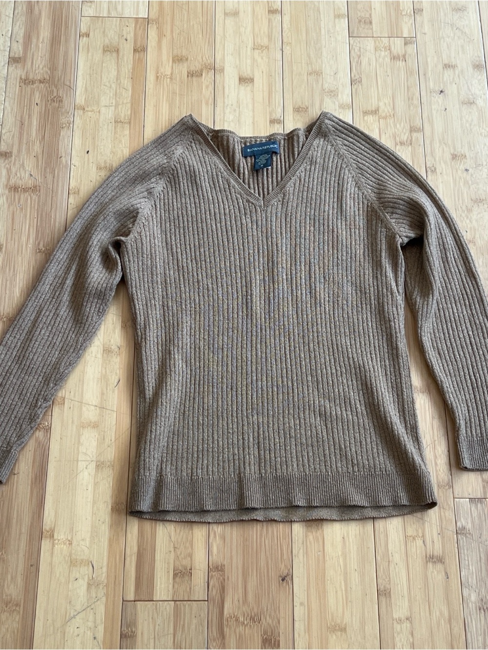 Banana Republic V-Neck Ribbed Sweater - Taupe